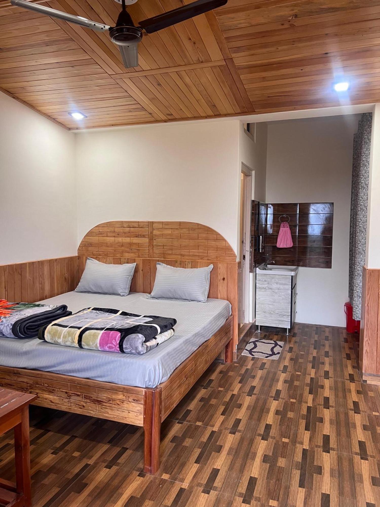 Binsar Royal Homestay Dhaulchhina, Almora Dış mekan fotoğraf