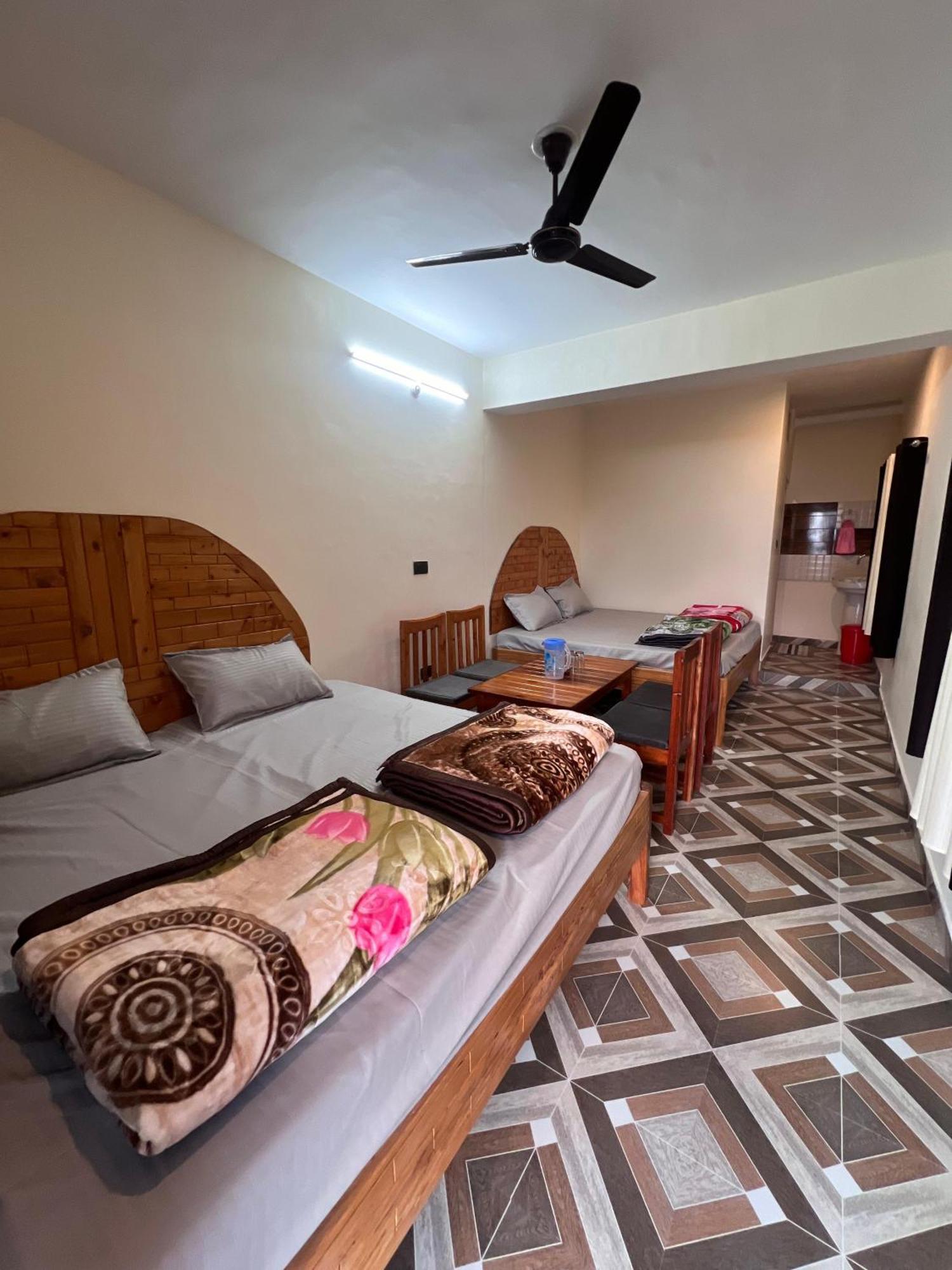 Binsar Royal Homestay Dhaulchhina, Almora Dış mekan fotoğraf