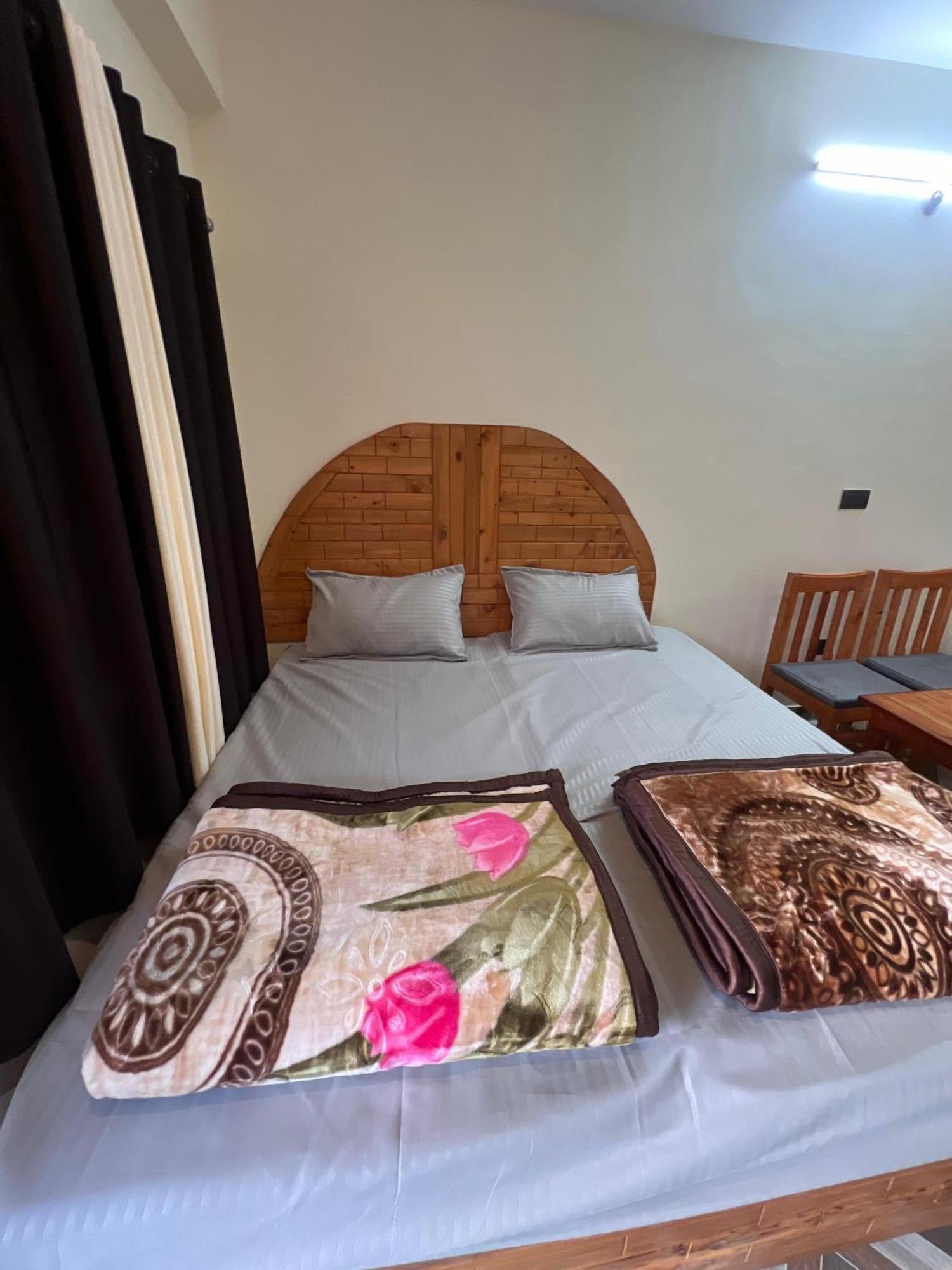 Binsar Royal Homestay Dhaulchhina, Almora Dış mekan fotoğraf