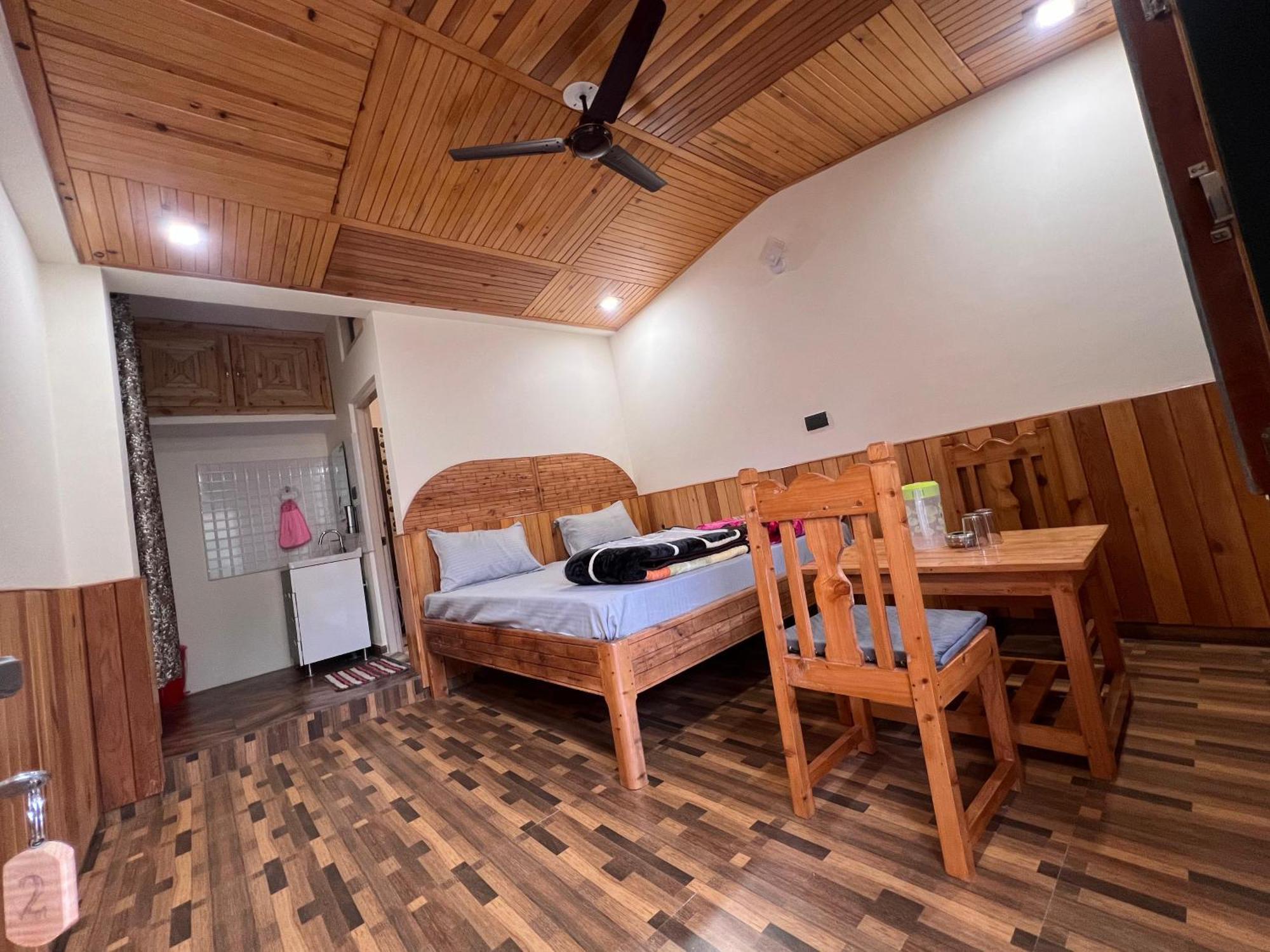 Binsar Royal Homestay Dhaulchhina, Almora Dış mekan fotoğraf